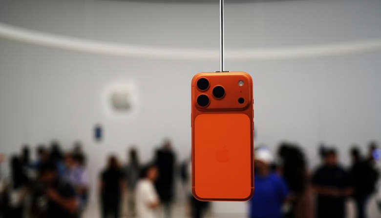 Apple promete seguir aumentando su inversión en China