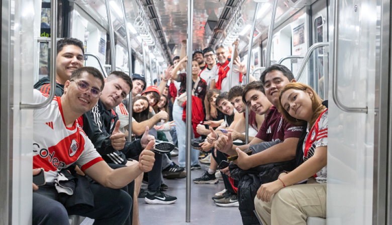 El Subte y River Plate firmaron un acuerdo para extender el servicio los días de partido en el Monumental