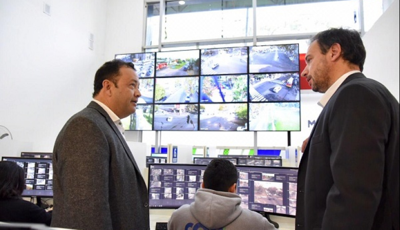 Si Santilli se va, un platense entra: Nelson Marino en la puerta del Congreso