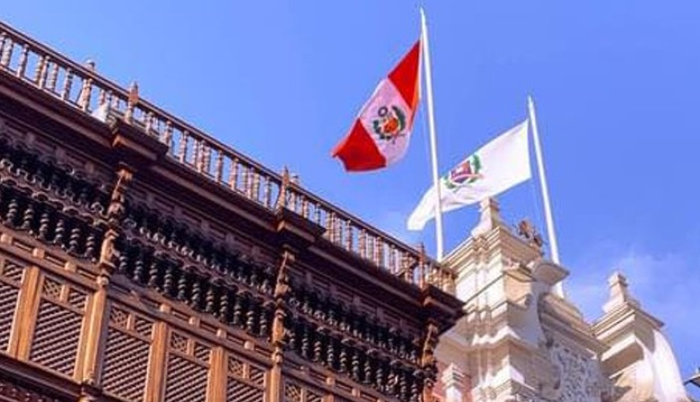 Perú decide romper relaciones diplomáticas con México