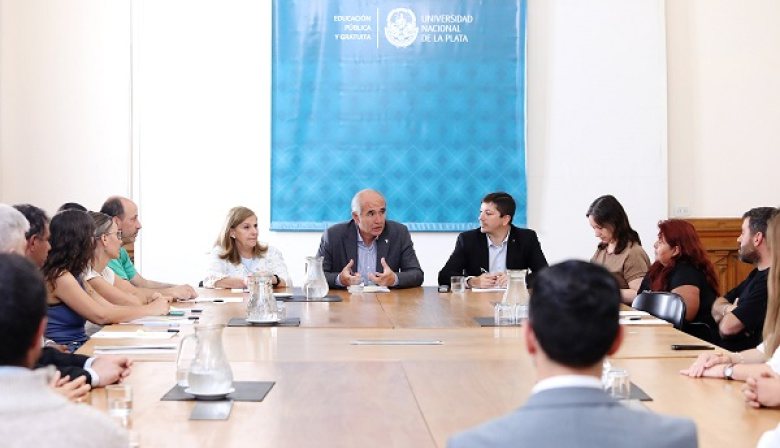 Universidades y organizaciones sociales se unen para mapear el hábitat en barrios populares de La Plata