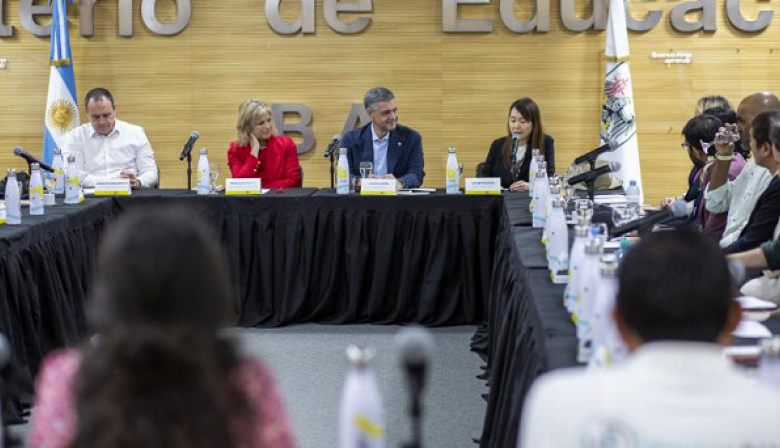 Cuando la escuela se conecta al futuro: Buenos Aires y Ethereum en alianza educativa