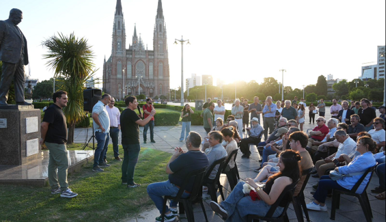 La UCR La Plata recordó el Juicio a las Juntas y llamó a un nuevo pacto federal