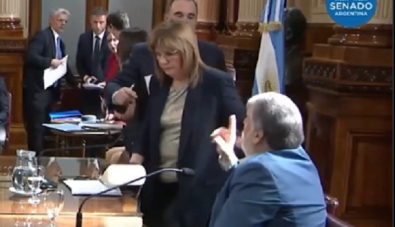 Mayans se enfrentó con Bullrich por una comisión: “acá hacen lo que se les canta las pelotas”, dijo el peronista