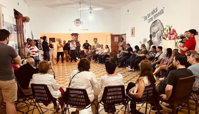 Radicales platenses trazan objetivos y fortalecen trabajo barrial rumbo a la renovación partidaria