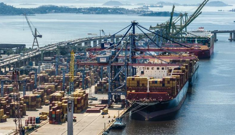 Exportaciones brasileñas a China crecen un 28,6% y compensan caída causada por aranceles de EEUU