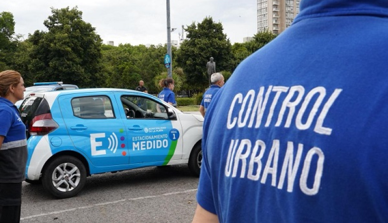 Alak presentó un nuevo sistema inteligente para el control del Estacionamiento Medido