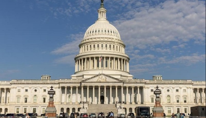 Cámara Baja de EE. UU. vota a favor de rechazar aranceles de Trump sobre productos canadienses