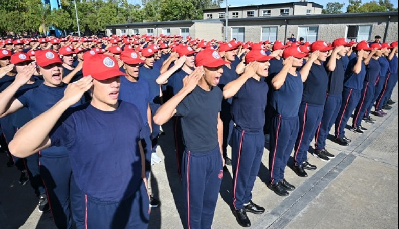 Los futuros Bomberos de la Ciudad comenzaron las clases