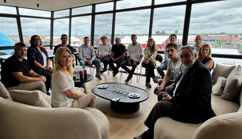 Radicales sin pausa: legisladores e intendentes recorrieron la ExpoAgro