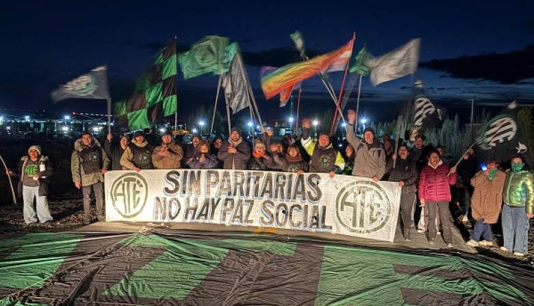 ATE ya bloquea los aeropuertos de Bariloche y El Calafate y a las 11 concentra en Aeroparque