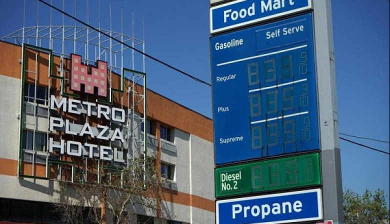 Precio de petróleo Brent baja ligeramente a menos de 100 dólares