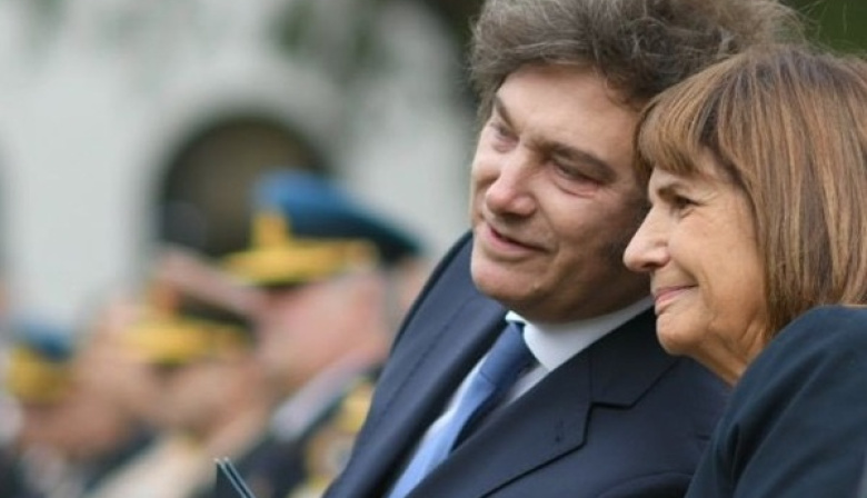 Según La Nación, Bullrich le pediría a Milei que despida a Adorni