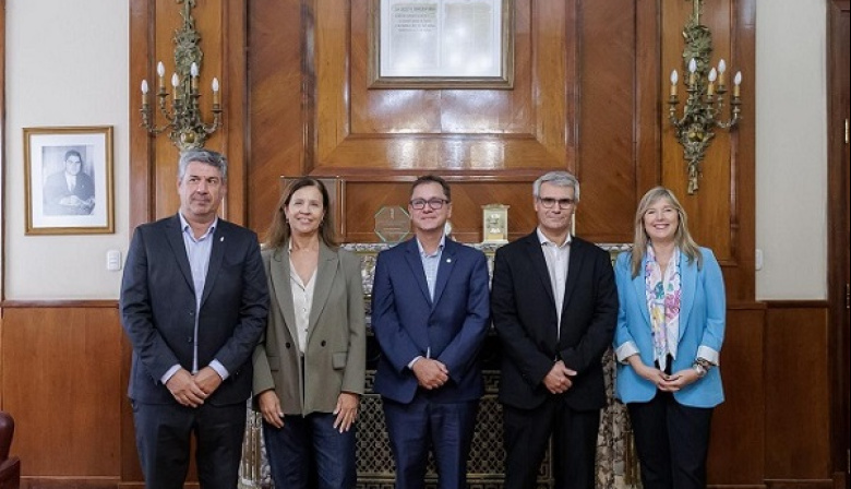 Provincia y la UNS firman acuerdo para construir el nuevo complejo bibliotecario