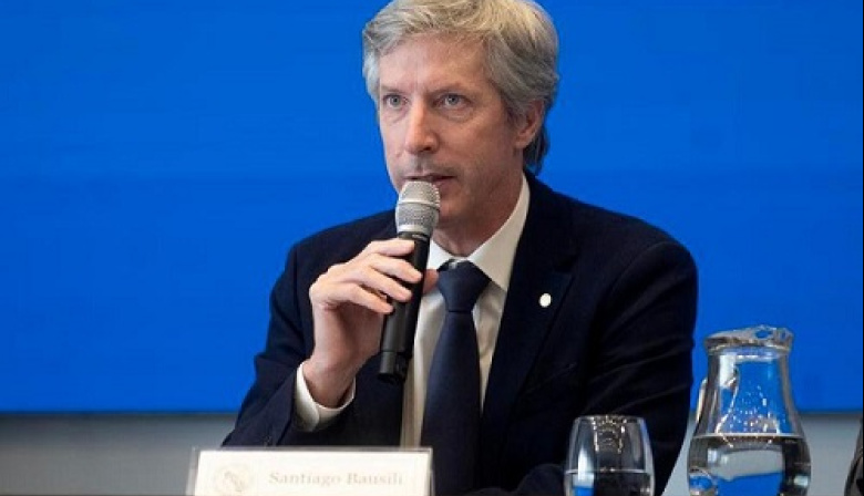 Banco Central considera no prioritario eliminar restricciones cambiarias vigentes para empresas