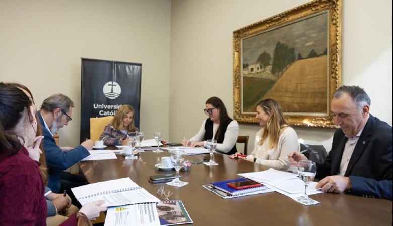 Alianza clave: Edelap, Cáritas y la UCALP lanzan cursos de oficios gratuitos y con certificación