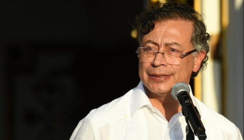 Presidente colombiano rechaza expulsión de su embajadora en Bolivia y pide diálogo nacional