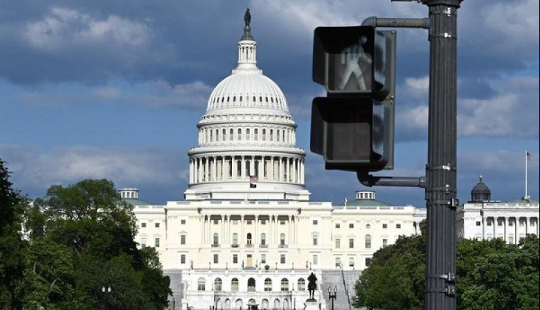 Líderes republicanos de Cámara de Representantes de EE. UU. cancelan votación sobre limitación de poderes bélicos de Trump respecto a Irán