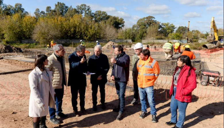 Katopodis, Alak y Arteaga recorrieron obras del nuevo acceso a City Bell