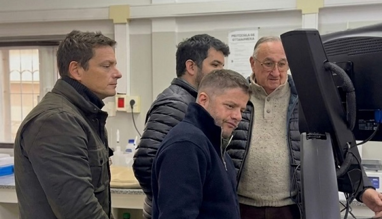 Nicoletti acompaño al titular de la UCR nacional a visitar el Hospital de Tandil: “ejemplo de gestión radical”, dijo