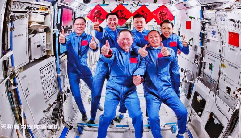 Relevo en órbita: Los astronautas de la Shenzhou-23 ya están en la estación espacial Tiangong
