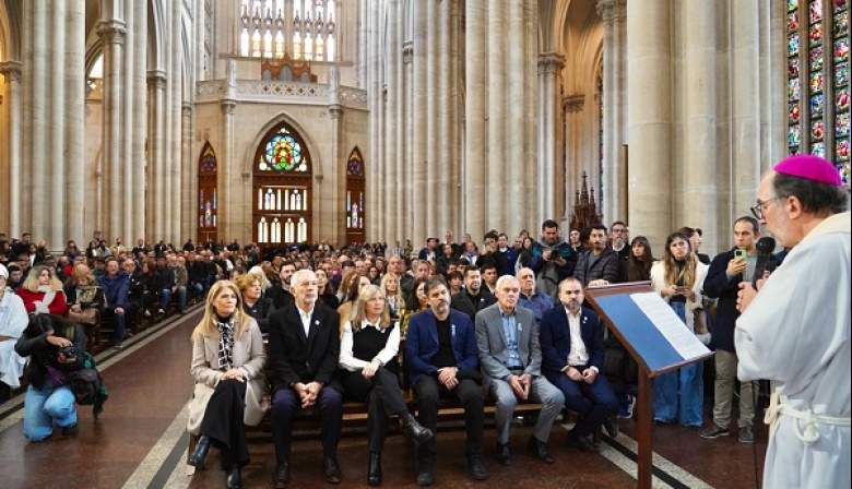 Monseñor Carrara alertó por la crisis laboral: “Hay miedo a quedar sin empleo y el sueldo no alcanza”