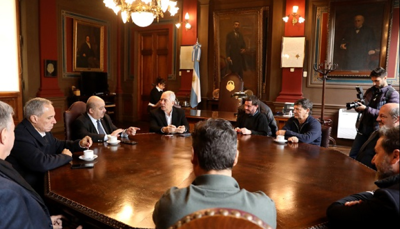 Autopista Buenos Aires-La Plata: impulsan la extensión definitiva para sacar los camiones del casco urbano