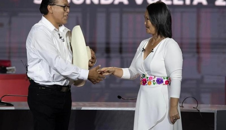 Perú: Transparencia-Ipsos informó "empate técnico" entre Sánchez (50.3%) y Keiko Fujimori (49.7%)