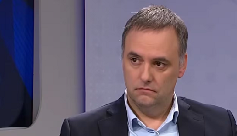 Adorni explicó su patrimonio tras presentar la declaración jurada: "ahorramos toda la vida y en negro, como lo ha hecho la mayoria de los argentinos", se justificó