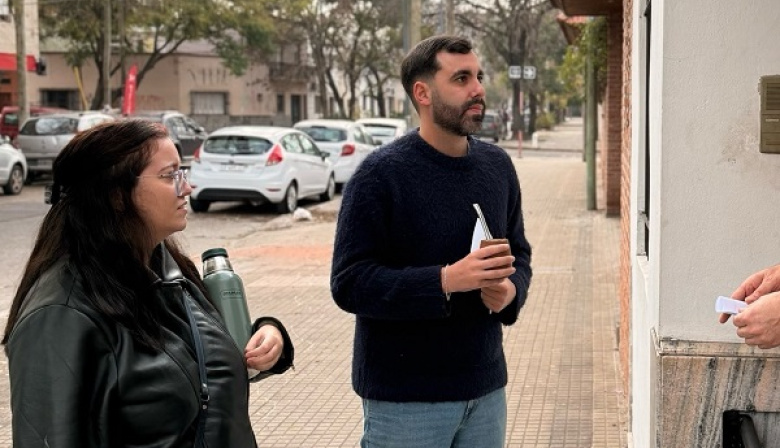 Tras el fuerte cruce por el "Plan Antifisuras", Morzone volvió al timbreo en el Casco platense