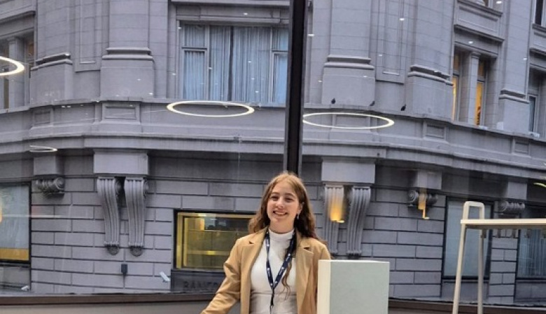 UNLP y una alumna de Ingeniería Aeroespacial que busca sponsors para llegar a Turquía