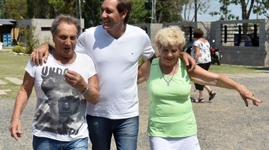 Los escándalos jaquean a un peronismo que quiere reaccionar y en el medio Cambiemos aprovecha y anticipa reelección de Garro
