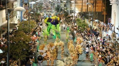 Primera noche de “El Carnaval de la Región”, en Ensenada