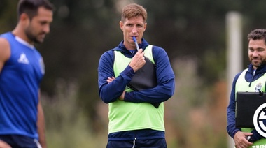 "Estamos trabajando a conciencia para ganar y mejorar futbolísticamente", dijo el técnico Sava.