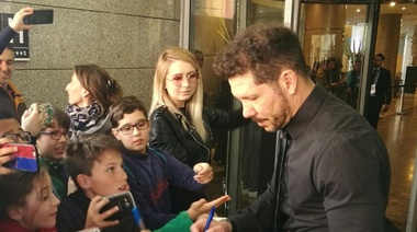 Simeone: "Si a Messi le poníamos la camiseta del Atlético, ganábamos nosotros"