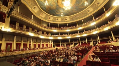 Teatro Coliseo Podestá: “Tenemos una producción propia muy rica y diversa”, dijo Gastón Marioni