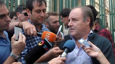 Docentes bonaerenses anuncian hoy medidas de fuerza ante la no convocatoria del Gobierno