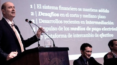 Sturzenegger afirma que la economía "creció 4% punta a punta" en 2017