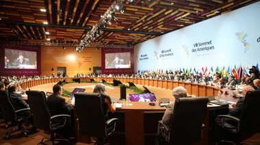 Cumbre de las Américas aprueba por aclamación compromiso contra la corrupción