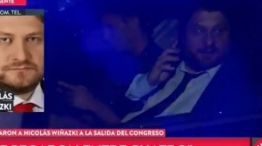 El periodista Nicolás Wiñazki fue agredido a la salida del Congreso, donde se trataba proyecto por tarifas