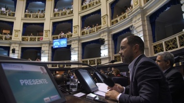 Diputado Bonelli: “Mario Quintana interfiere en la Justicia por Farmacity", disparó