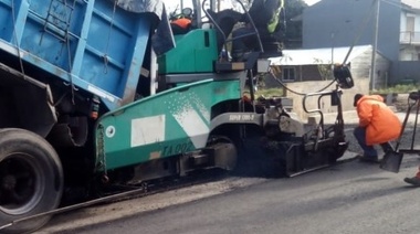Avenida 173: Continúan con las tareas de pavimentación y puso en marcha la construcción del puente sobre el Arroyo El Gato