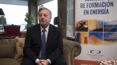 "Debemos terminar con el despilfarro de energía contaminante", dijo Aranguren