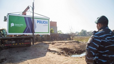 En Quilmes, inauguran un destacamento donde antes la policía había derribado un bunker narco