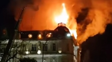 Se incendió una sucursal del Banco Nación de Bahía Blanca