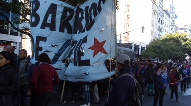 Se lanza el frente "En Marcha" en La Plata