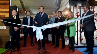 Garro recorrió la muestra de construcción, decoración y amoblamiento “La Plata Construye”