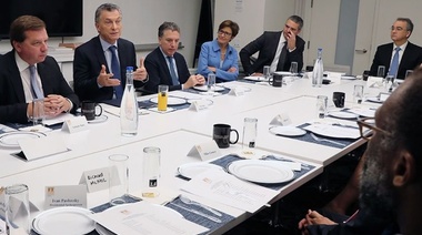 Macri recibió a un grupo de inversores en oficinas del Financial Times