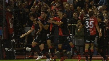 Newell's derrotó 2 a 0 a Tigre por la novena fecha de la Superliga