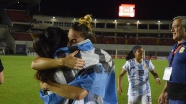 Fútbol femenino: Argentina se clasificó al Mundial de Francia con empate ante Panamá